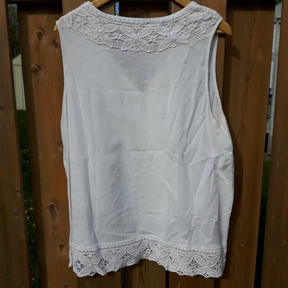 Stunning Rose & Thyme Lace Tank Top 1X - Picture 3 of 3